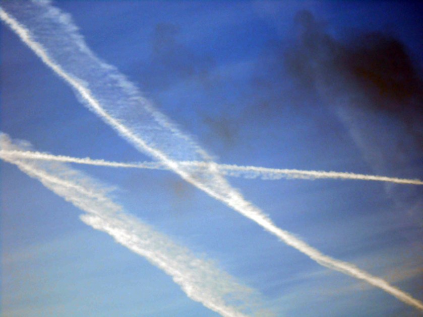 Vapour Trails Early morning #2